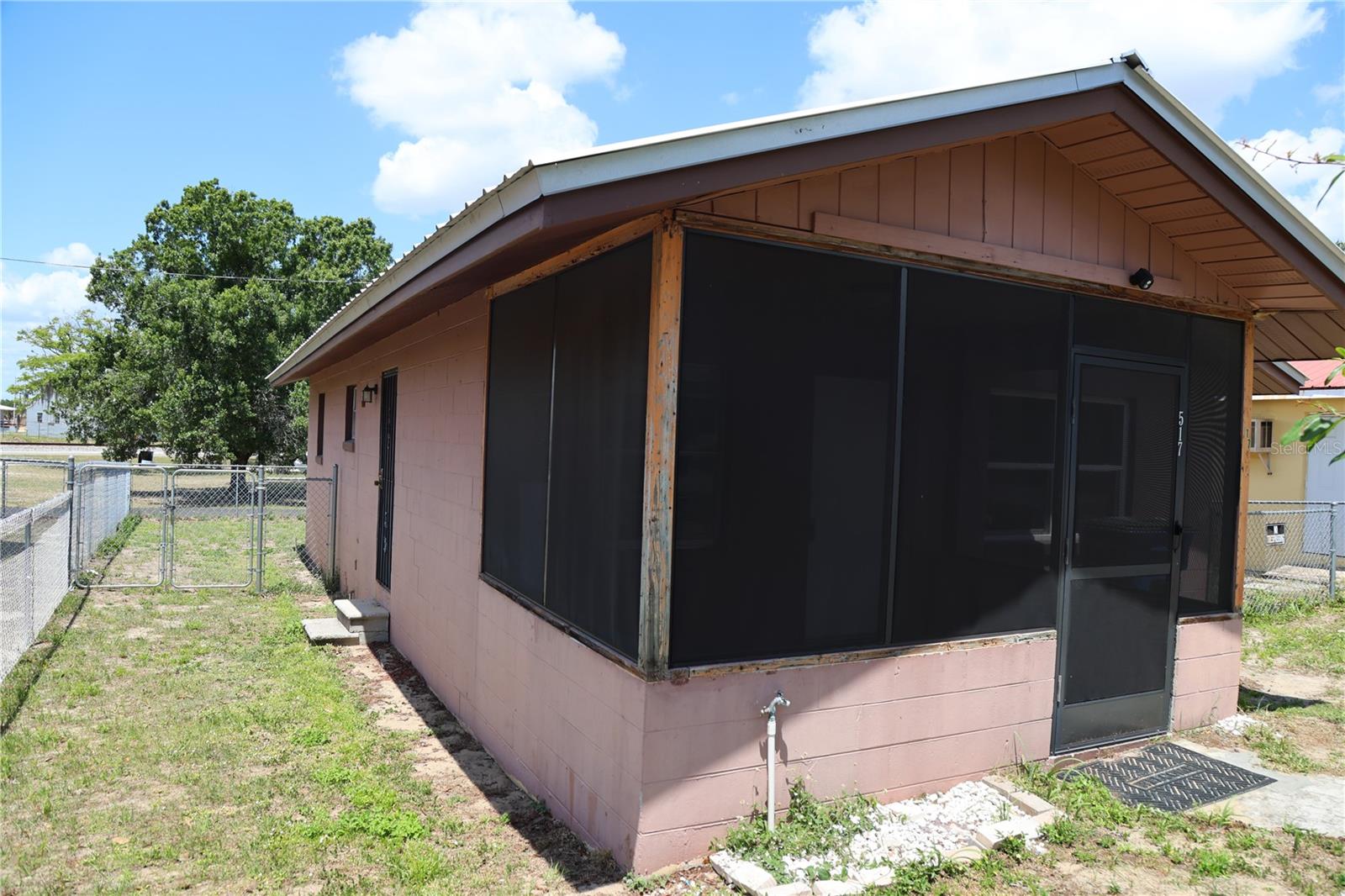 517 Harris, Sebring, FL 33870