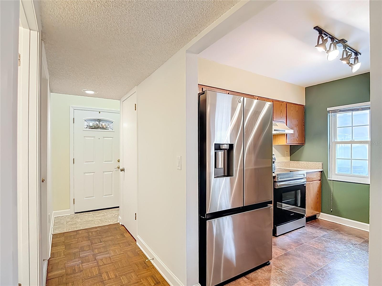16851 Le Clare Shores, Tampa, FL 33624