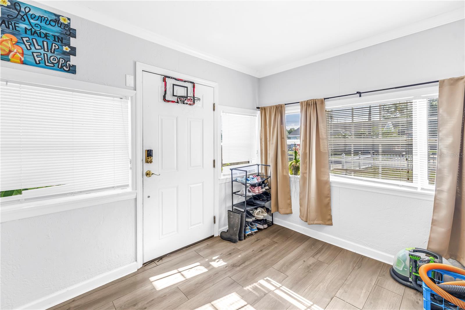 3012 17th, Bradenton, FL 34208