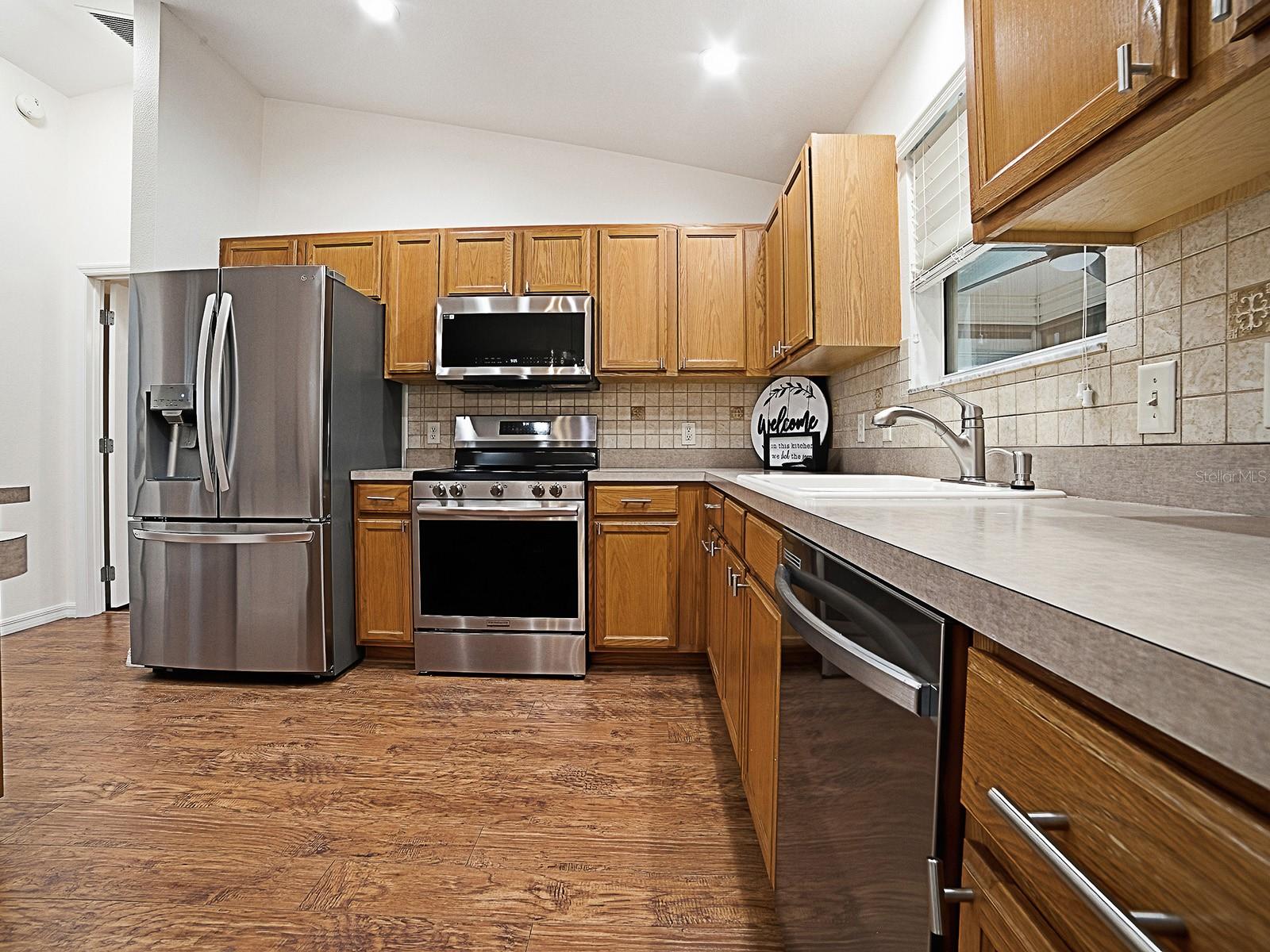 1521 Hollyberry, The Villages, FL 32162