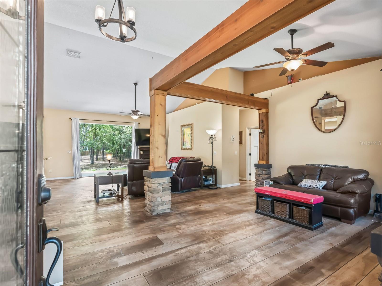 2187 County Road 243c, Wildwood, FL 34785