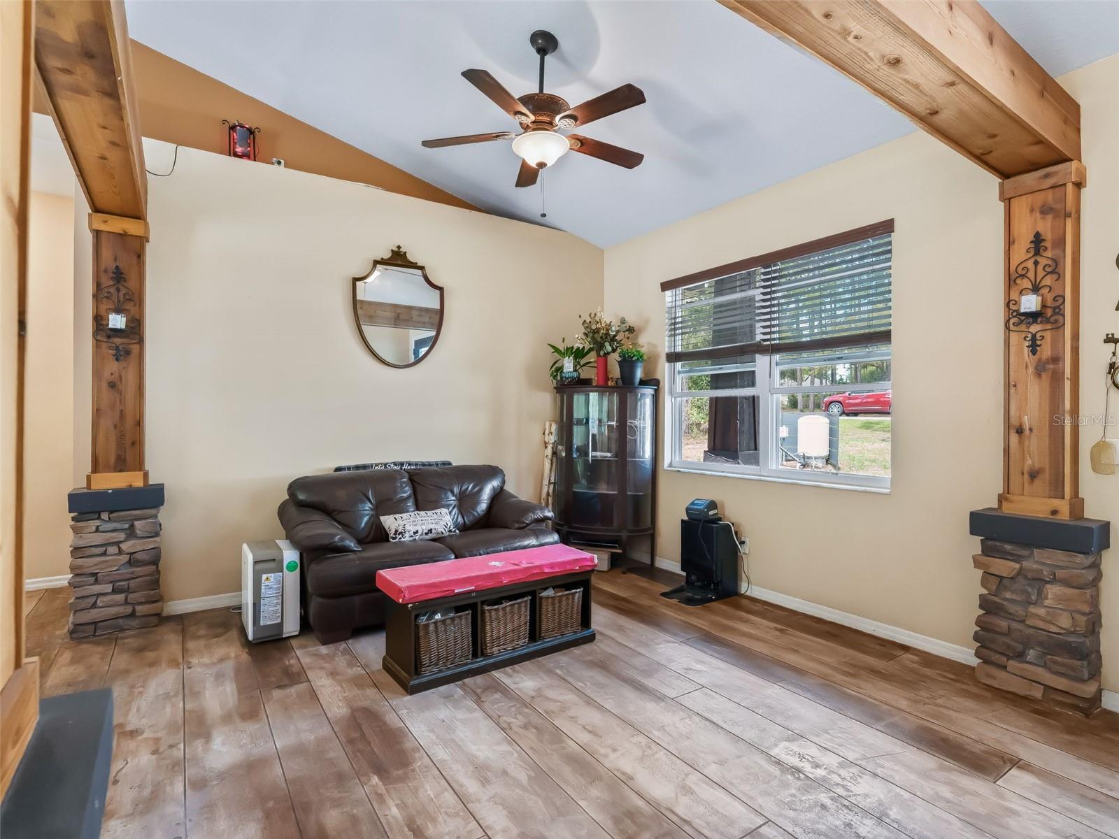 2187 County Road 243c, Wildwood, FL 34785