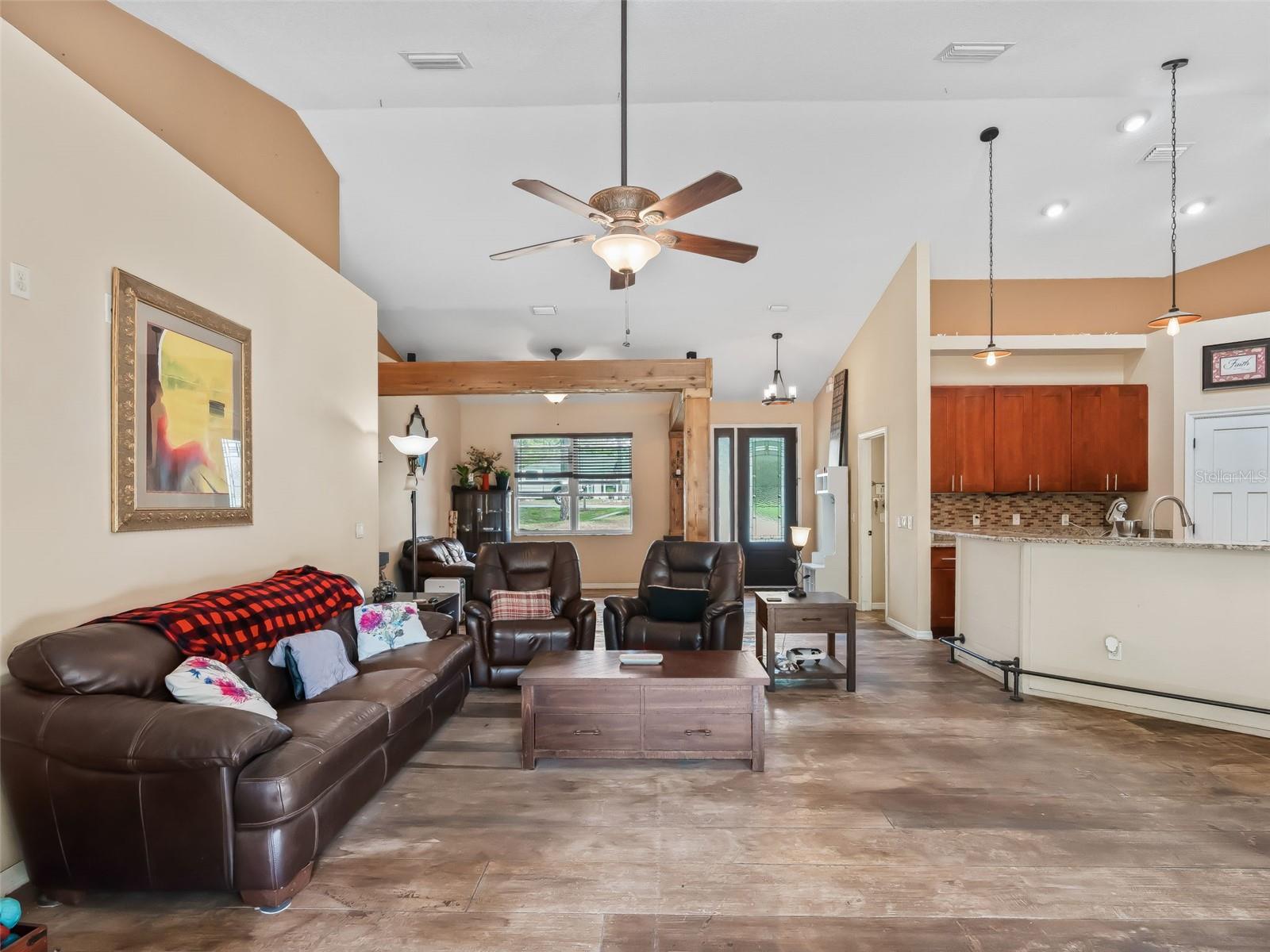 2187 County Road 243c, Wildwood, FL 34785