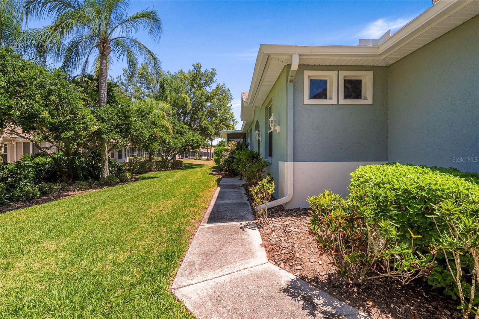 1204 Huntington Greens Unit 1204, Sun City Center, FL 33573