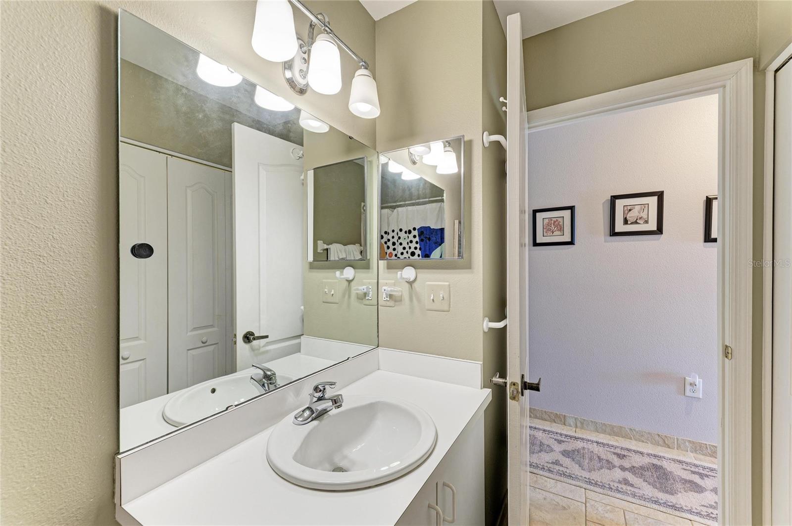 9620 Club South Unit 5108, Sarasota, FL 34238