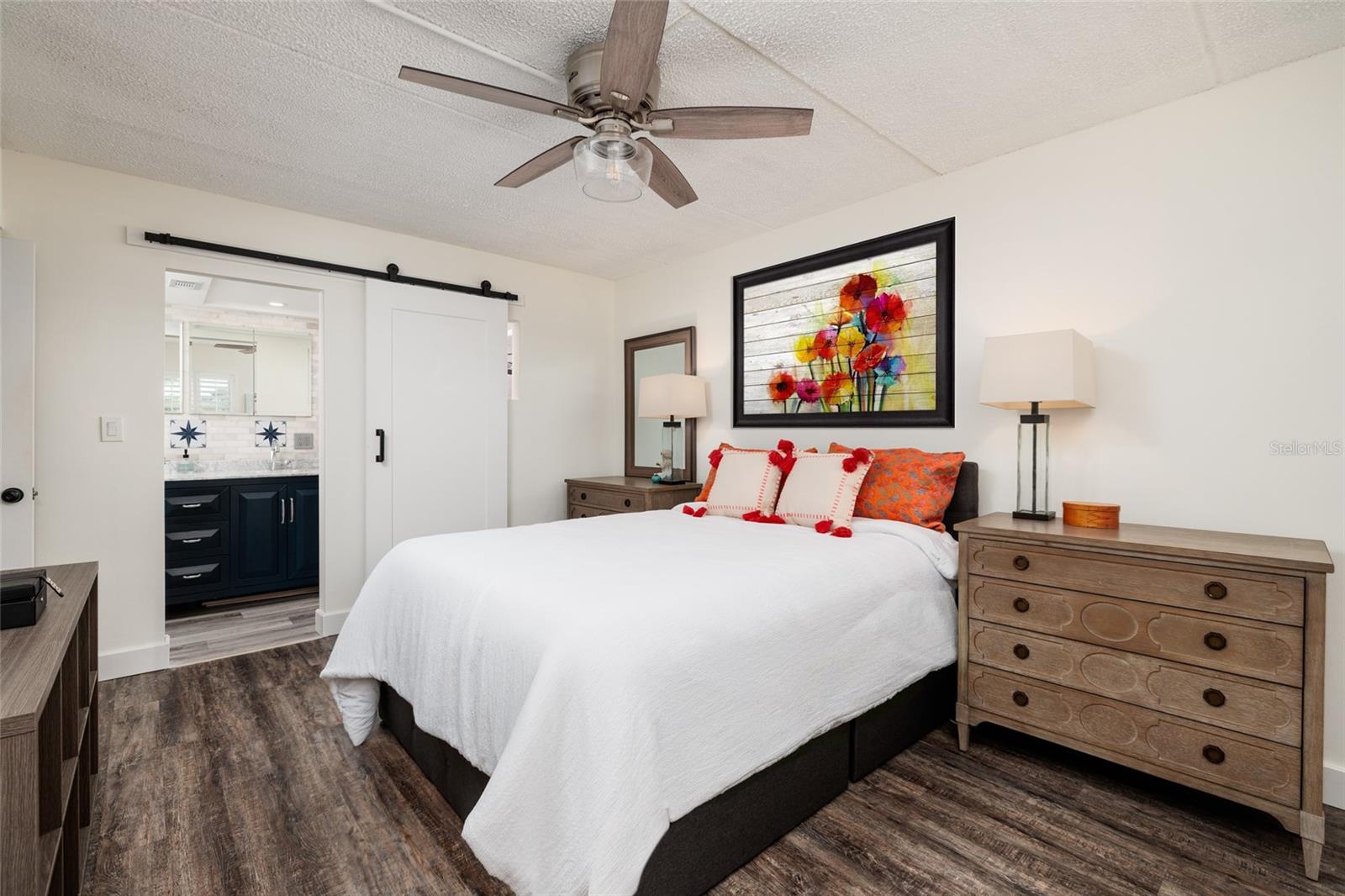 1 Boca Ciega Point Unit 206, St Petersburg, FL 33708