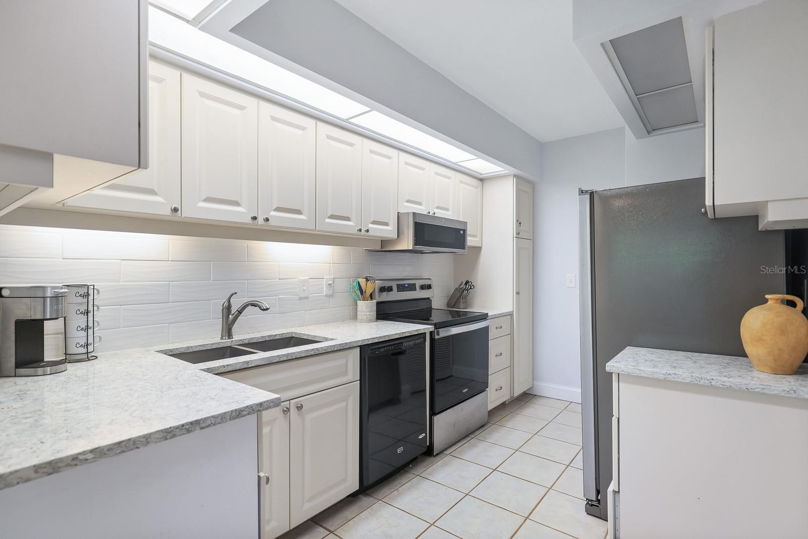 1935 Gulf of Mexico Unit G7-304, Longboat Key, FL 34228