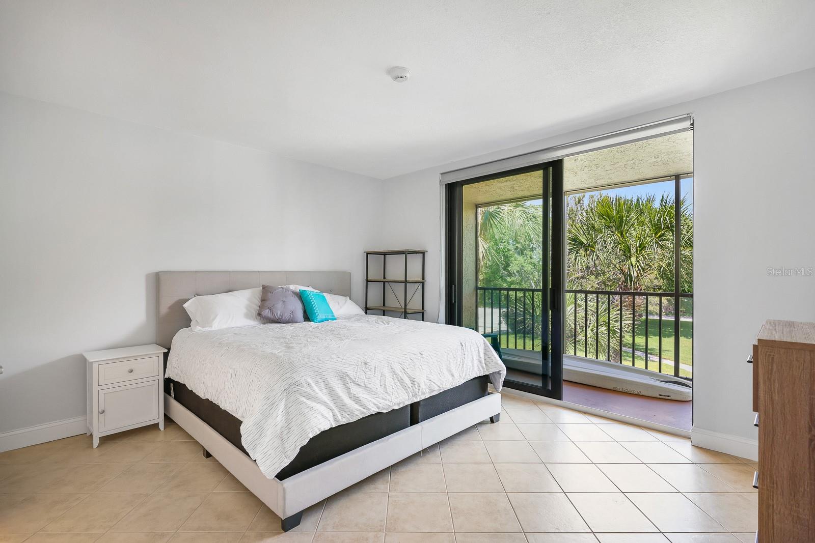 1935 Gulf of Mexico Unit G7-304, Longboat Key, FL 34228