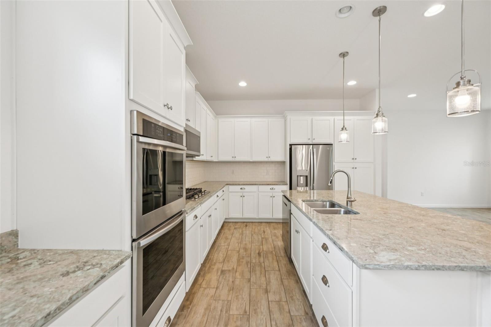 806 Winterside, Apollo Beach, FL 33572