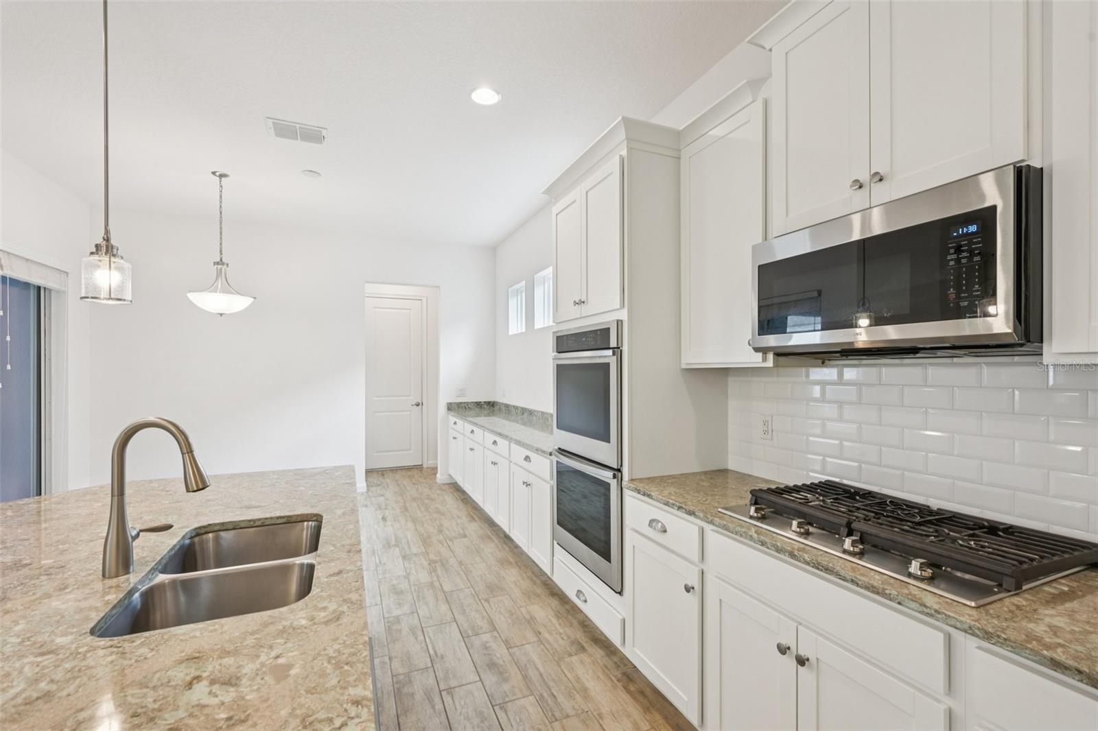 806 Winterside, Apollo Beach, FL 33572