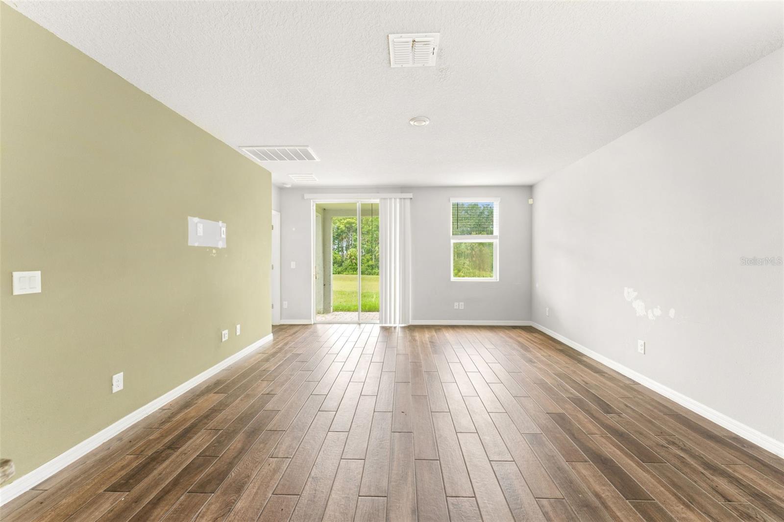29991 Anahid, Leesburg, FL 34748