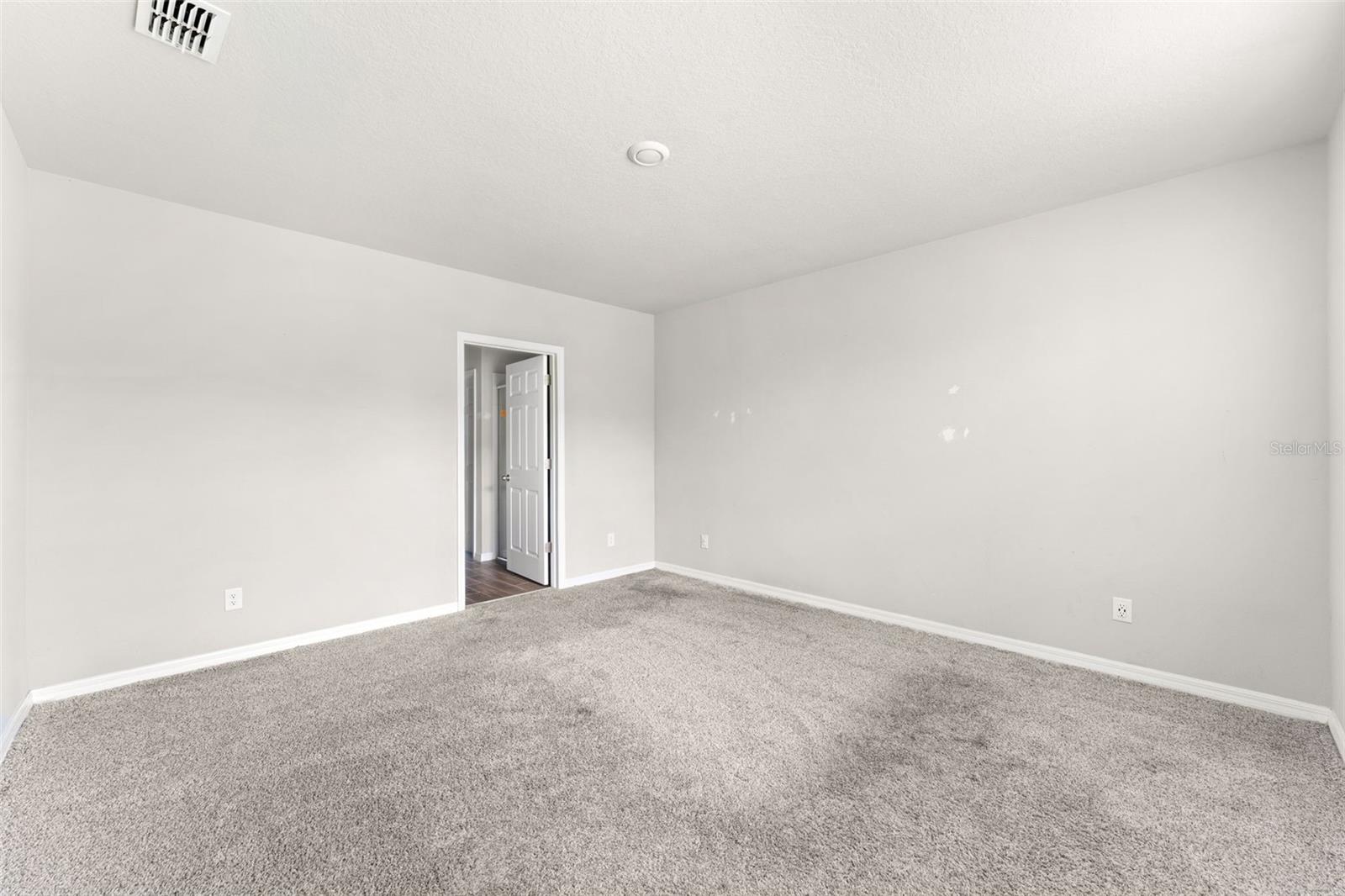 29991 Anahid, Leesburg, FL 34748