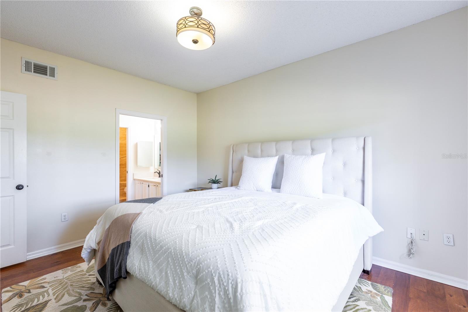 10000 52nd Unit 124, Gainesville, FL 32608
