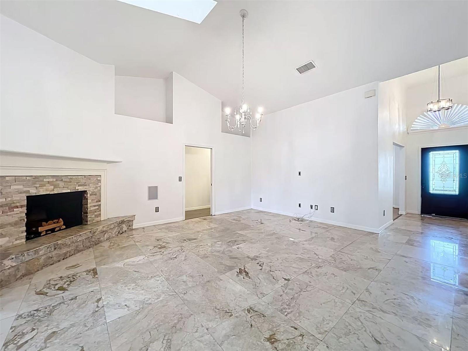 9144 Galleon, Orlando, FL 32819