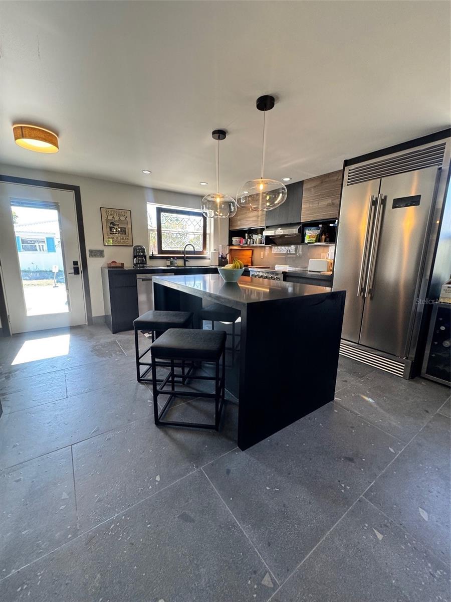 541 Spanish, Longboat Key, FL 34228