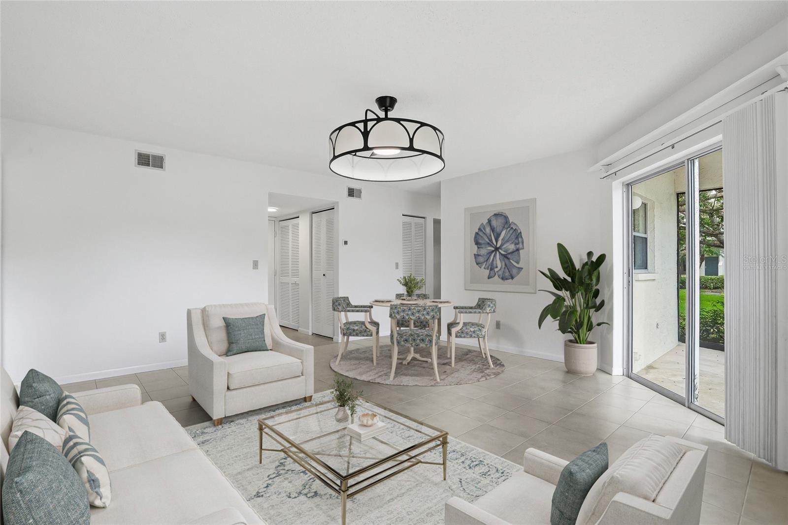500 Santa Cruz Unit D, St Petersburg, FL 33703