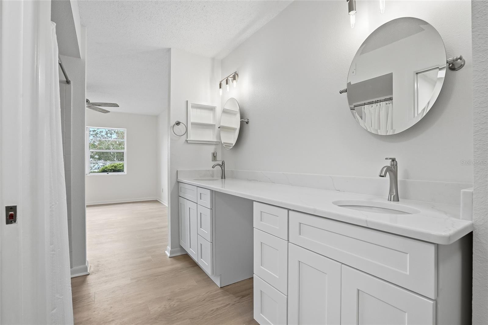 500 Santa Cruz Unit D, St Petersburg, FL 33703