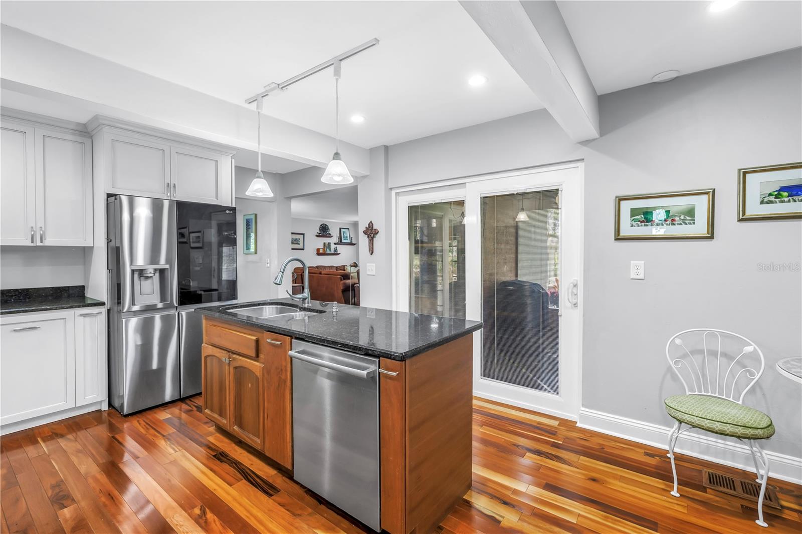 6505 Cedar, St Petersburg, FL 33702