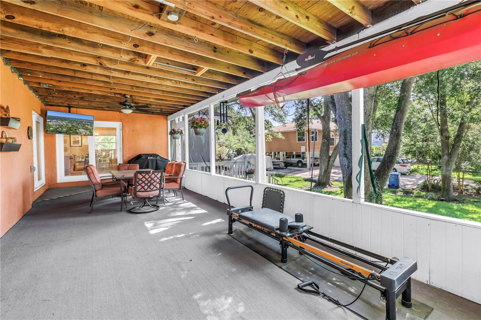 6505 Cedar, St Petersburg, FL 33702