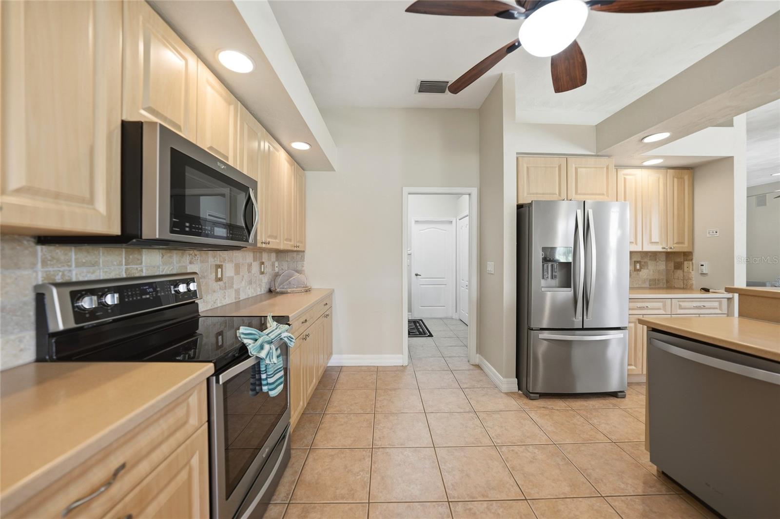 1511 29th, Cape Coral, FL 33993
