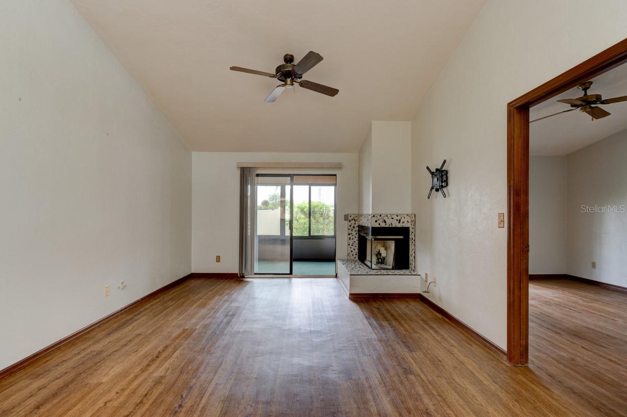 1262 Charter Oaks Unit none, Holly Hill, FL 32117