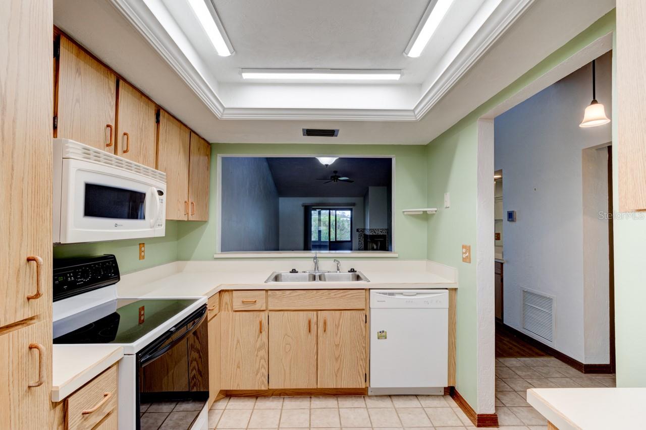 1262 Charter Oaks Unit none, Holly Hill, FL 32117