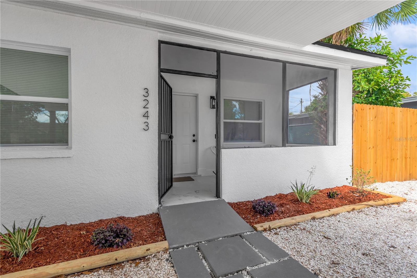 3243 6th, St Petersburg, FL 33712