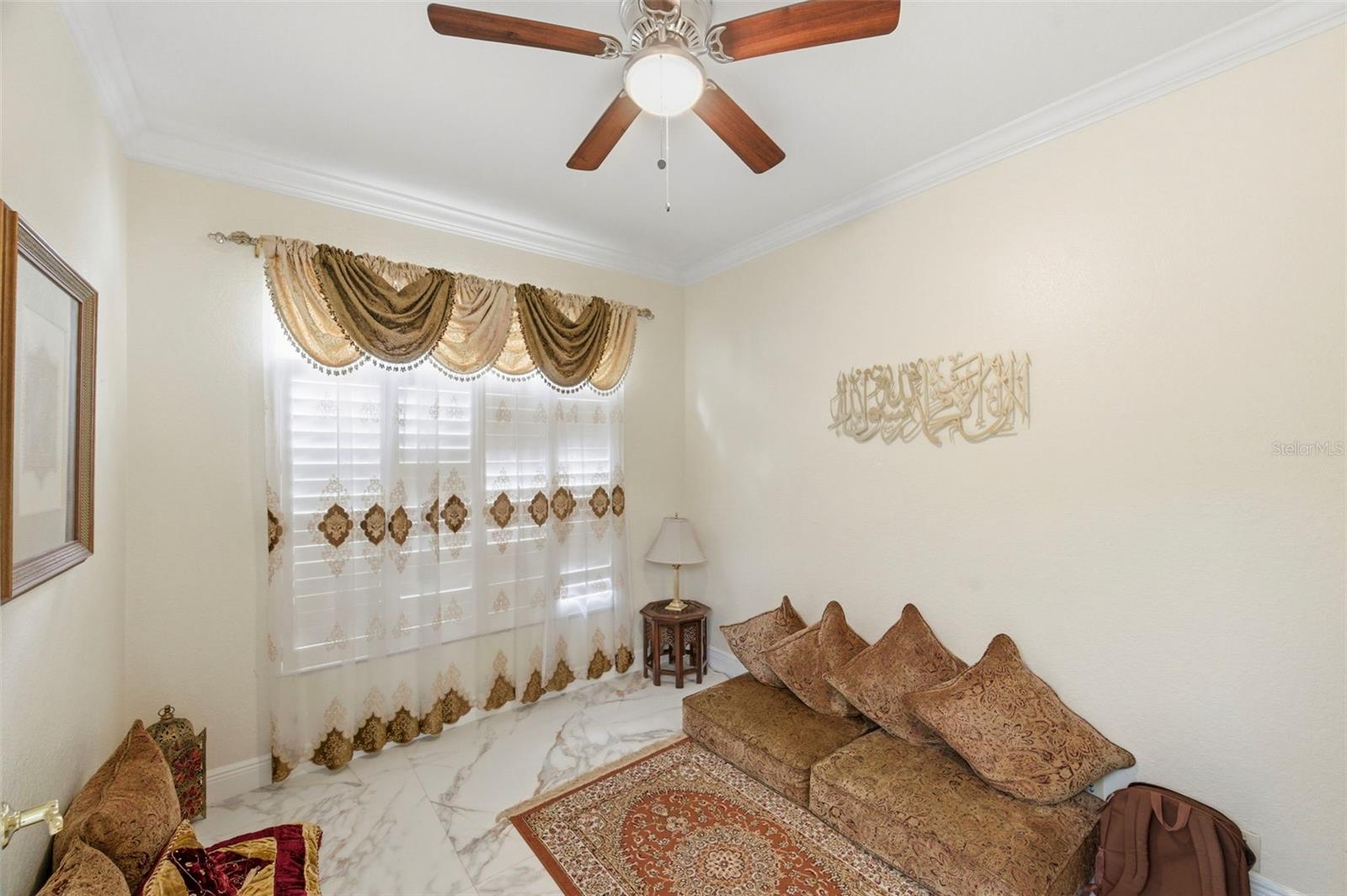 9207 Meadow Lane, Tampa, FL 33647