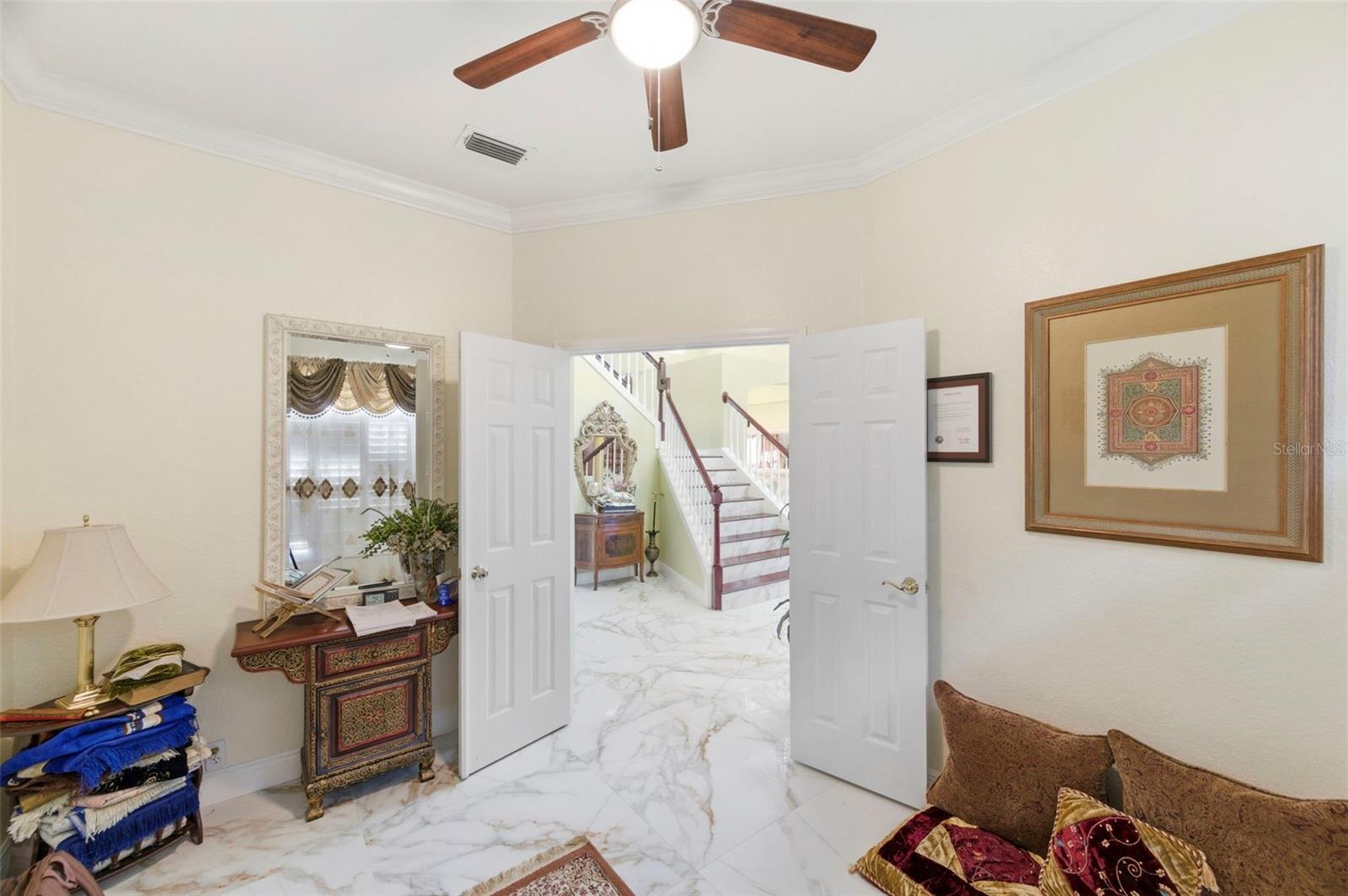 9207 Meadow Lane, Tampa, FL 33647