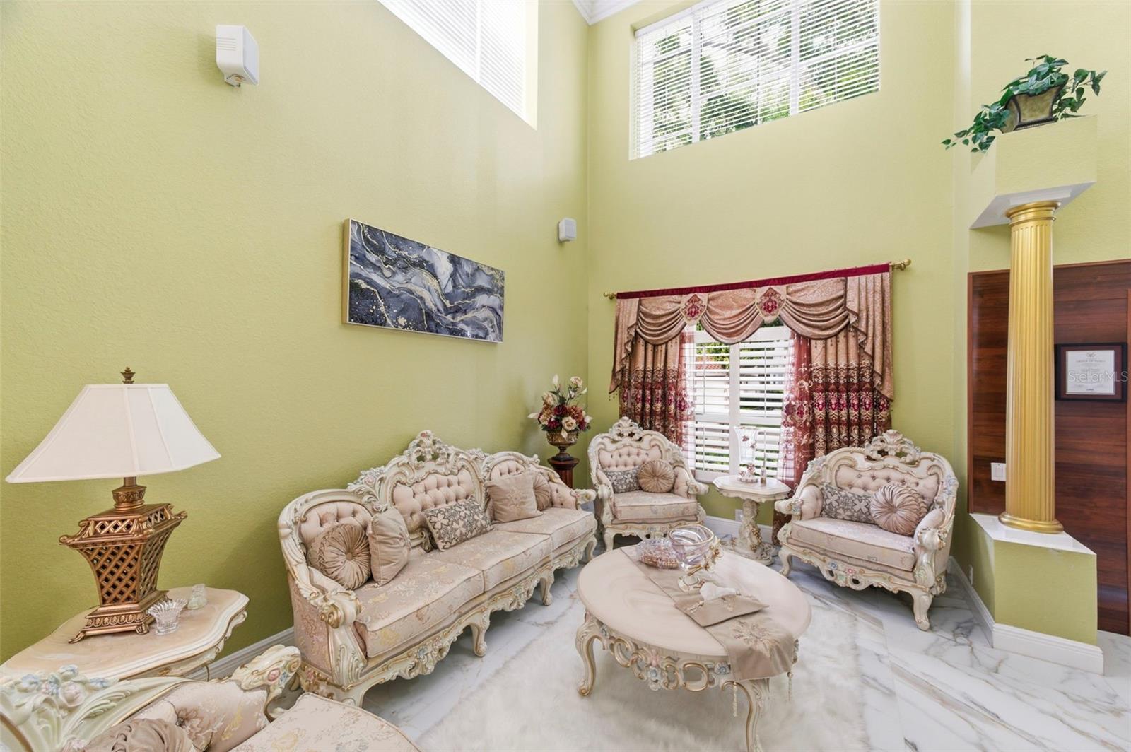9207 Meadow Lane, Tampa, FL 33647