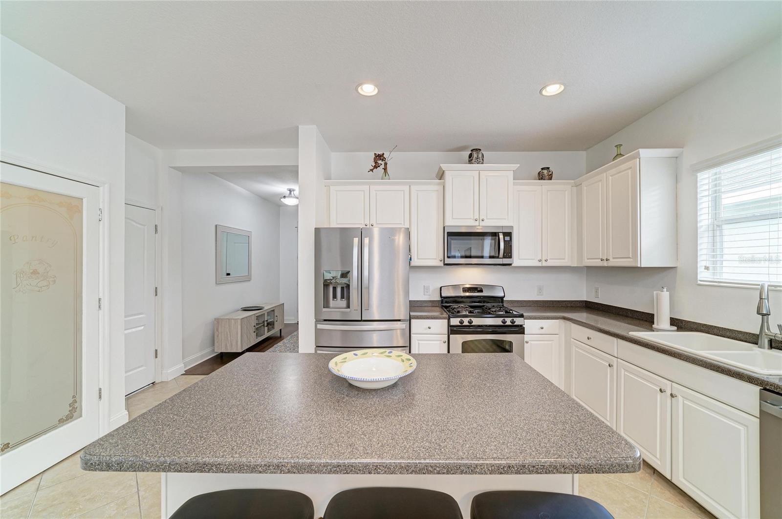 4650 Woodbrook, Sarasota, FL 34243