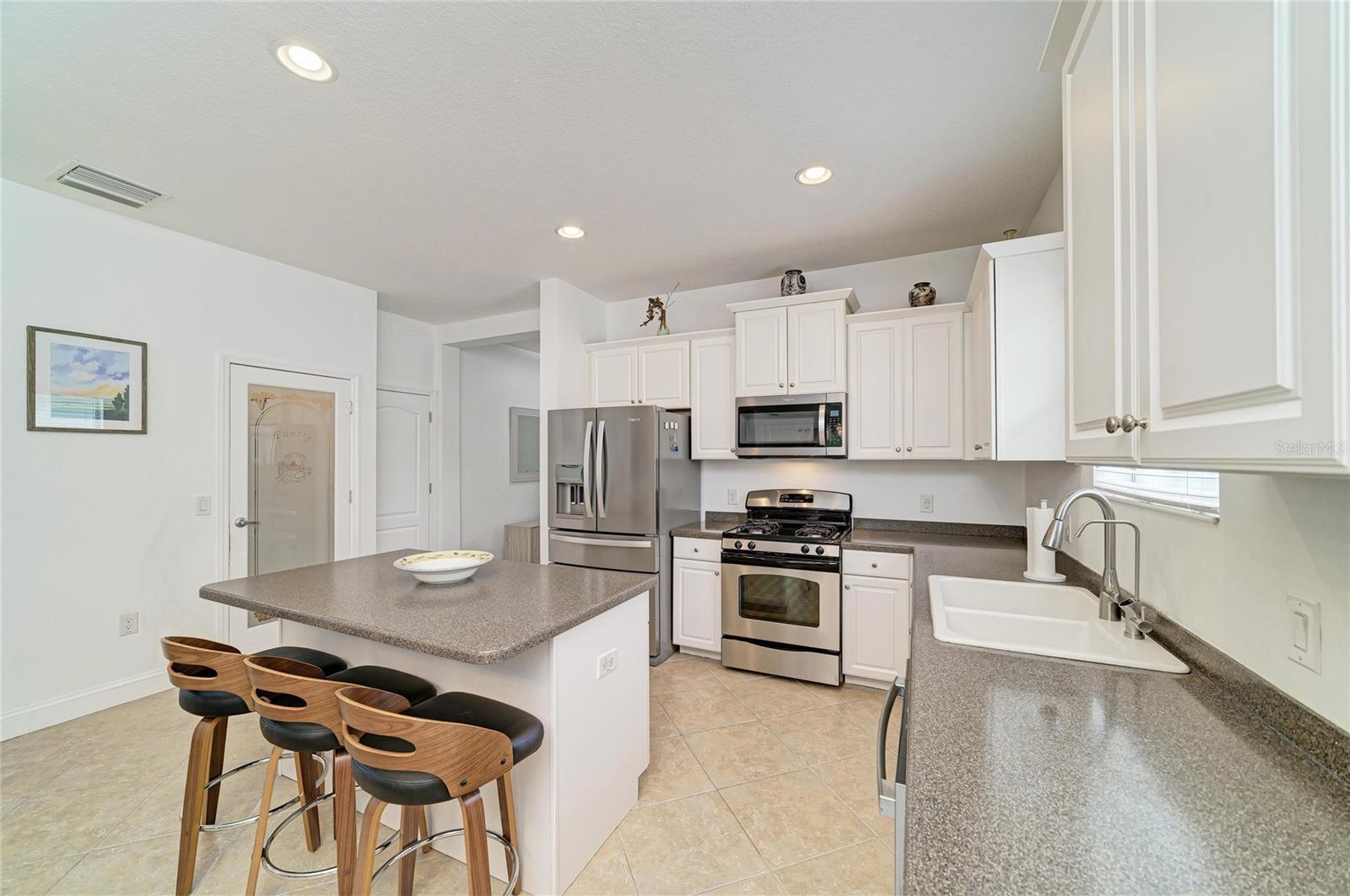 4650 Woodbrook, Sarasota, FL 34243