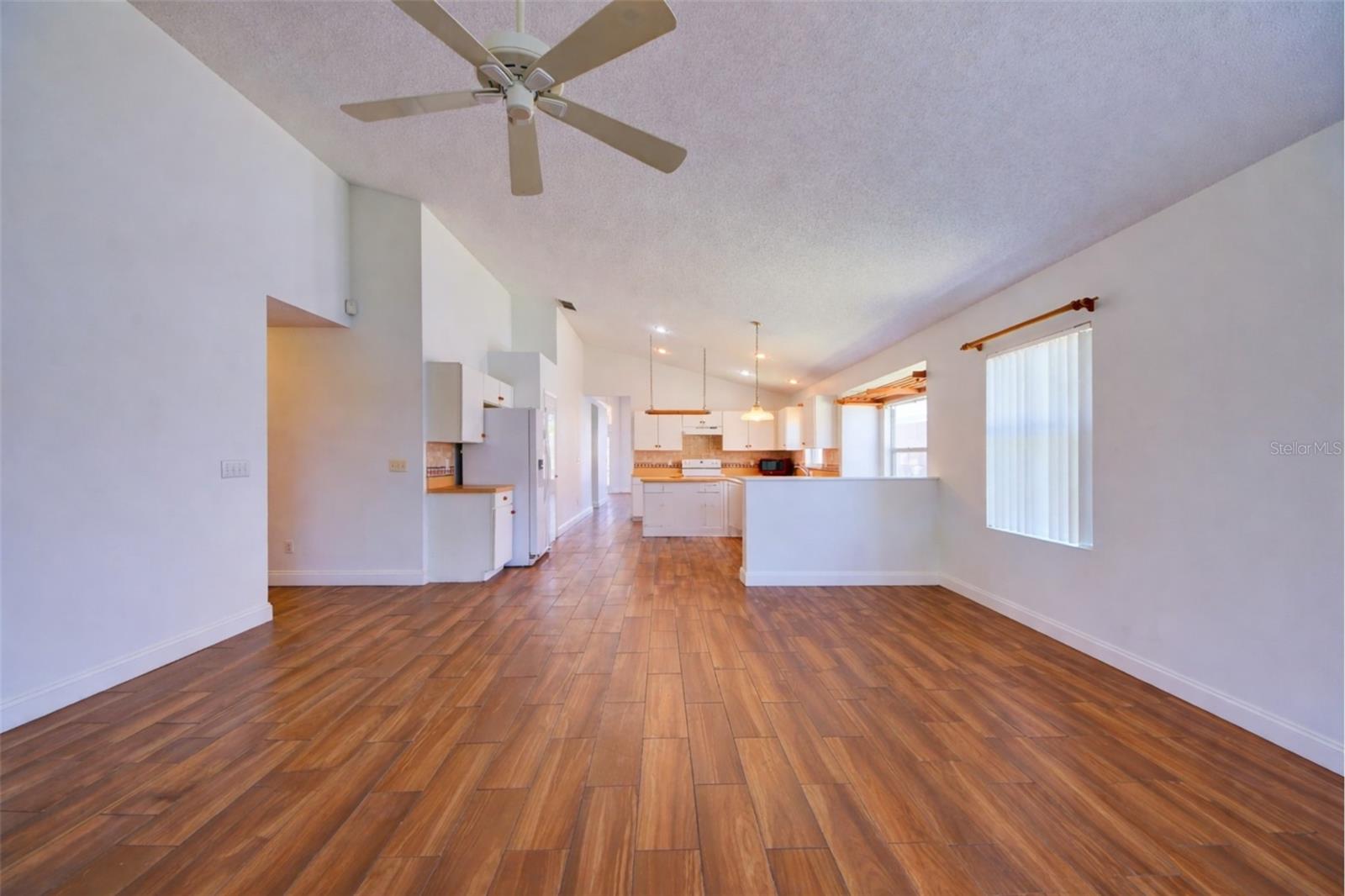 635 Rochester, Davenport, FL 33897