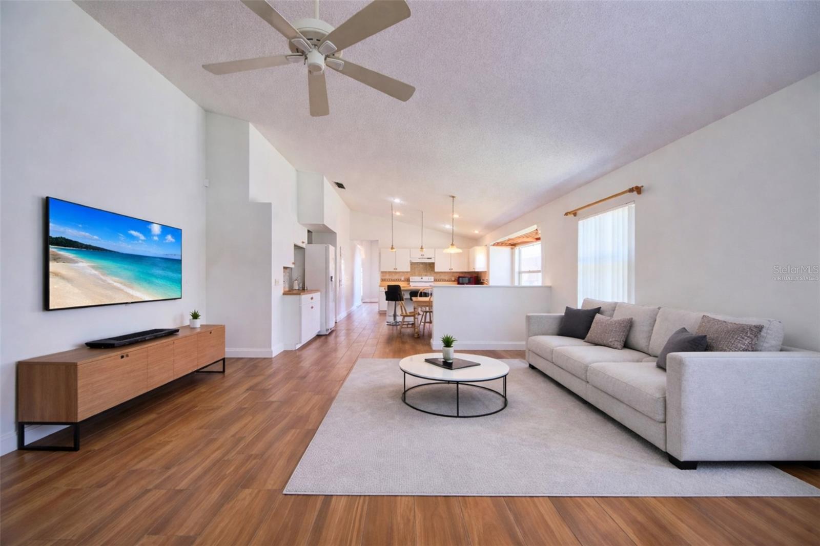 635 Rochester, Davenport, FL 33897