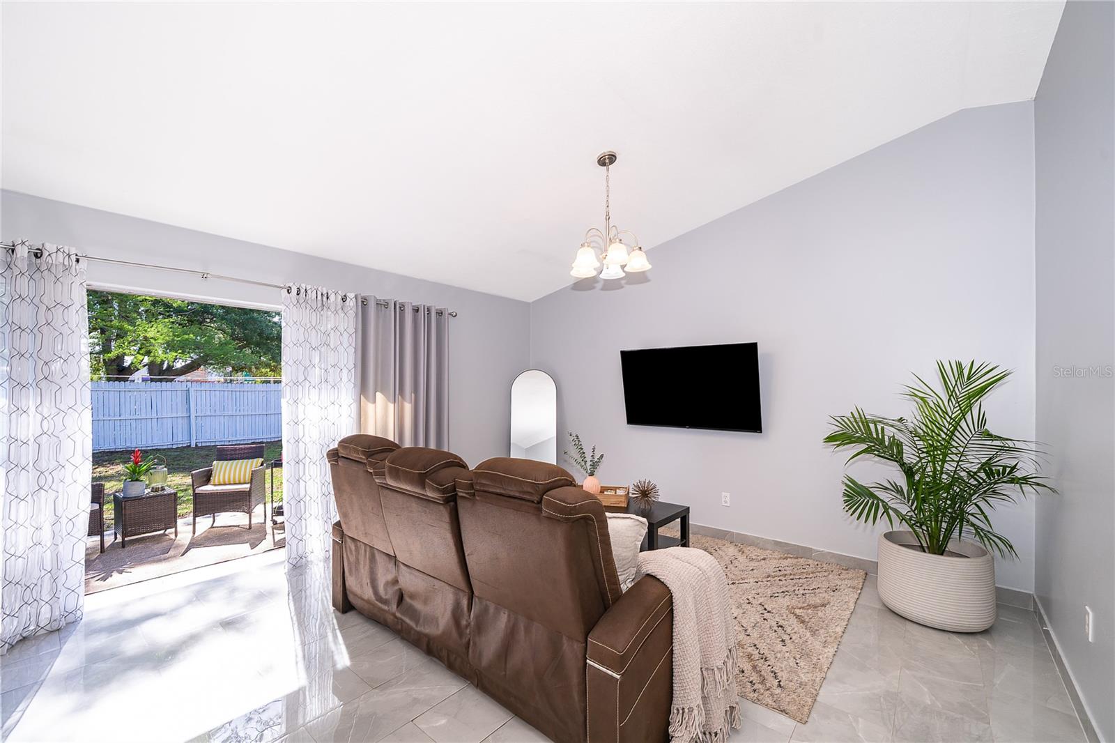 12141 Caper, Orlando, FL 32837