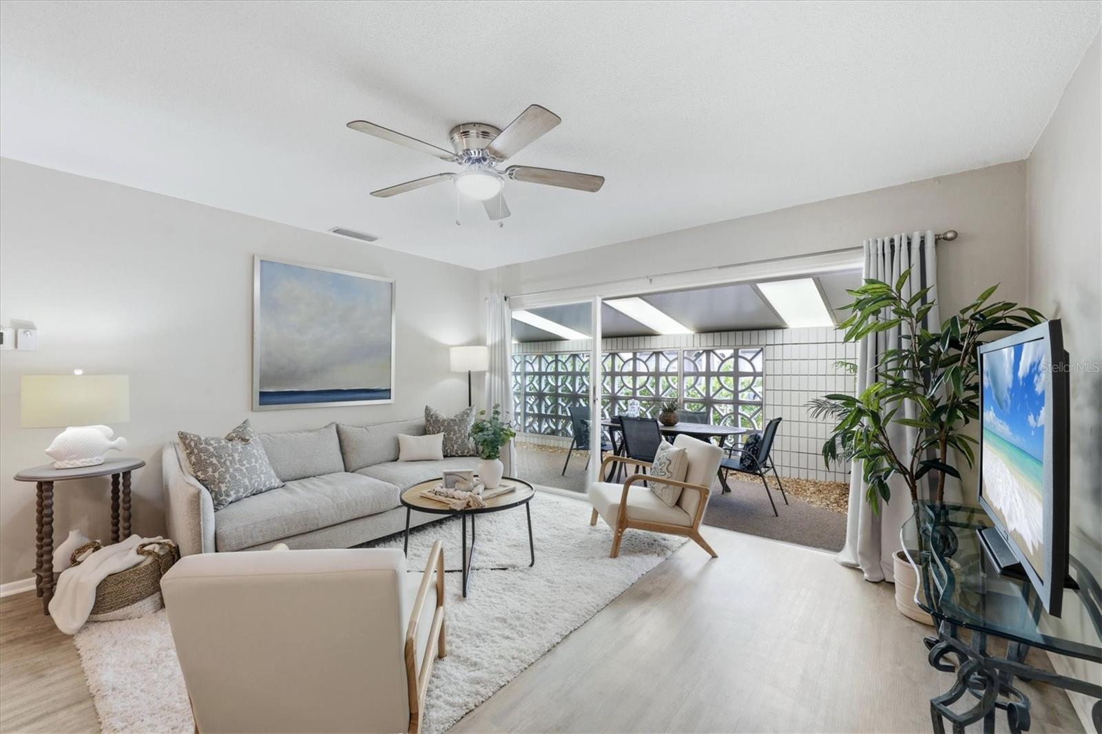 405 Menendez, Venice, FL 34285