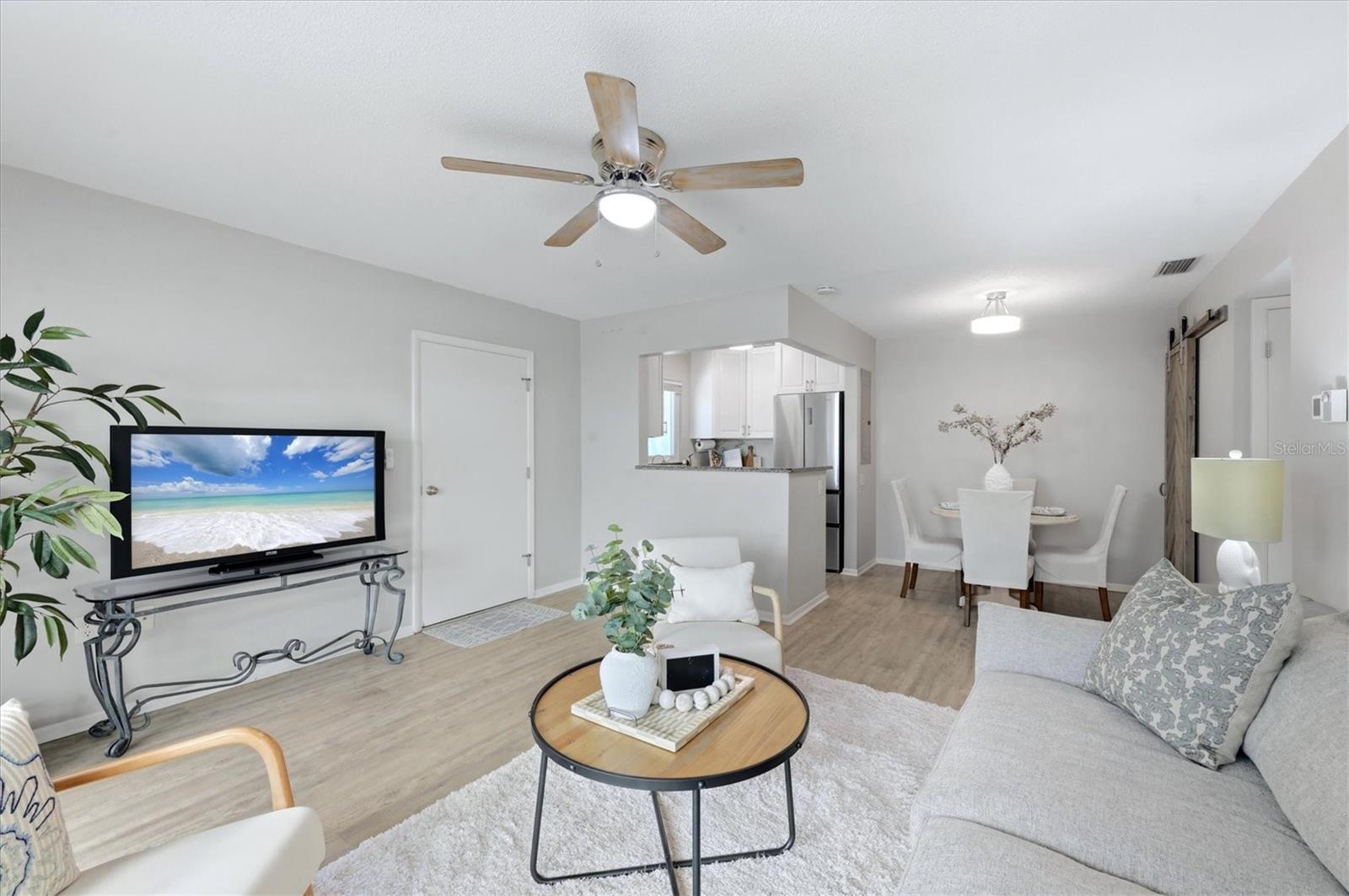 405 Menendez, Venice, FL 34285