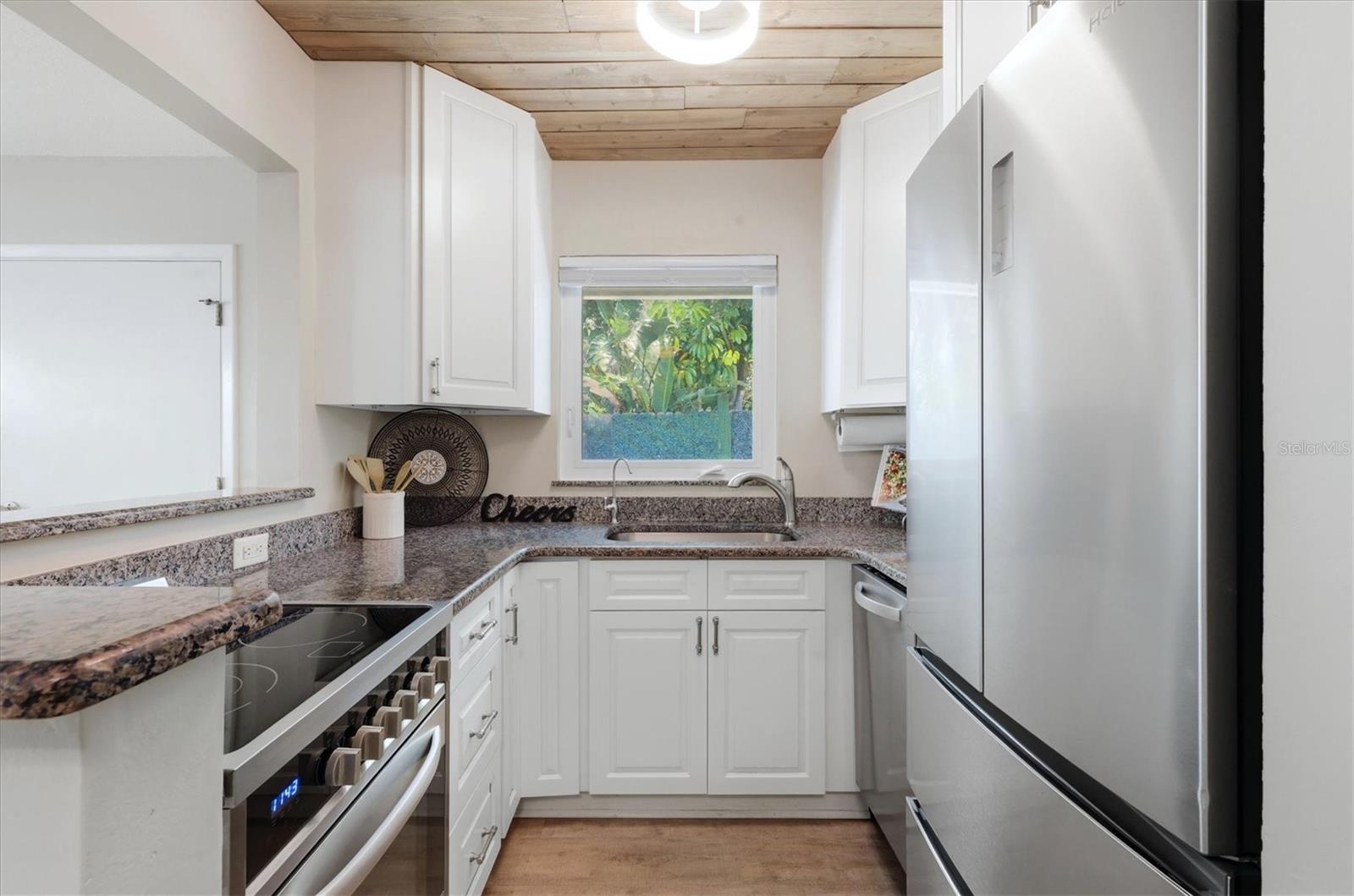 405 Menendez, Venice, FL 34285