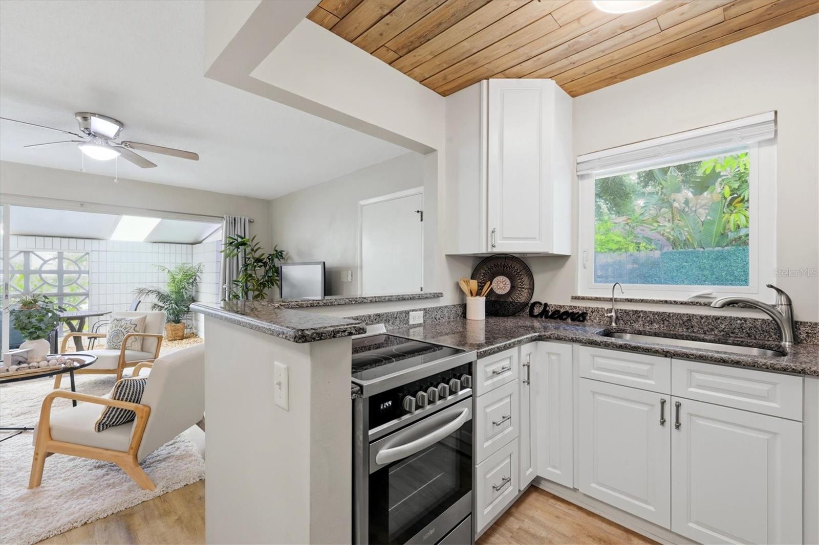 405 Menendez, Venice, FL 34285