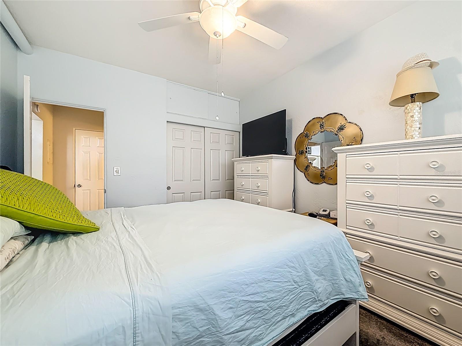 4051 58th Unit 239c, St Petersburg, FL 33709