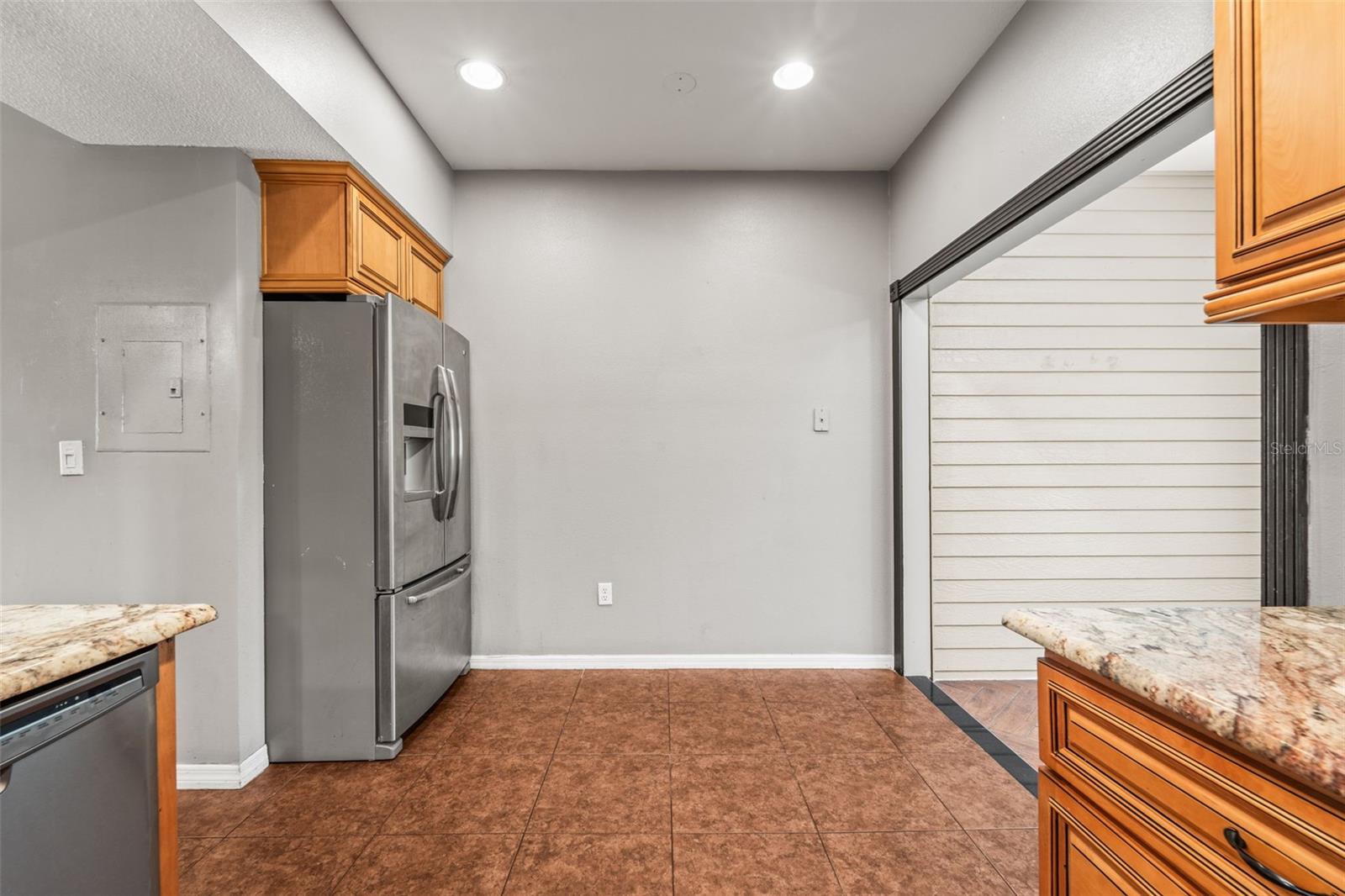 312 Winchester, Palm Harbor, FL 34684