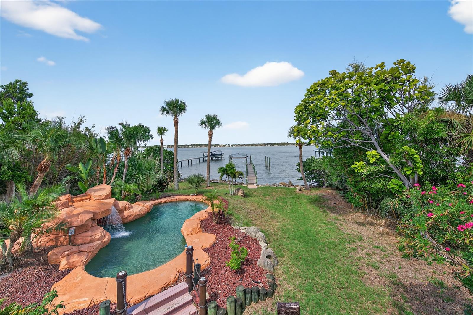 2904 S Peninsula Dr, Daytona Beach Shores, FL 32118