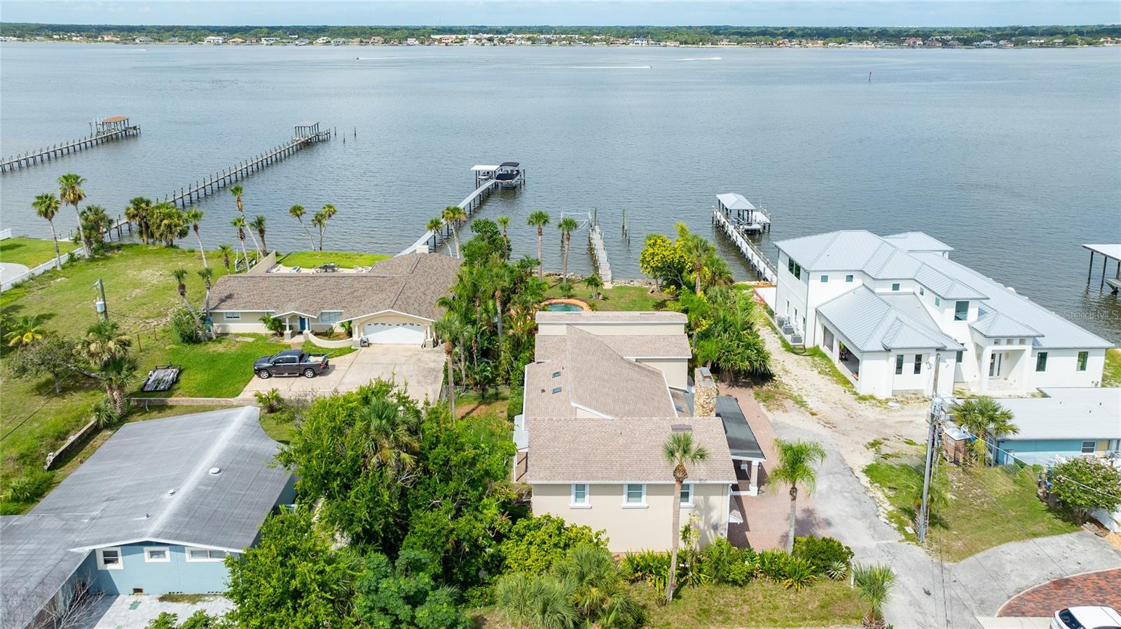 2904 S Peninsula Dr, Daytona Beach Shores, FL 32118