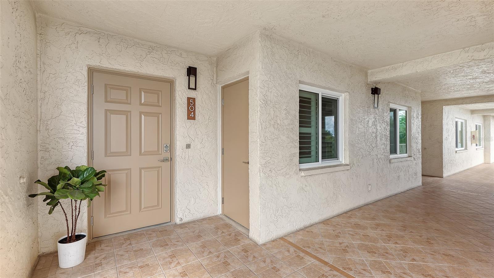 4825 Gulf of Mexico Unit 504, Longboat Key, FL 34228