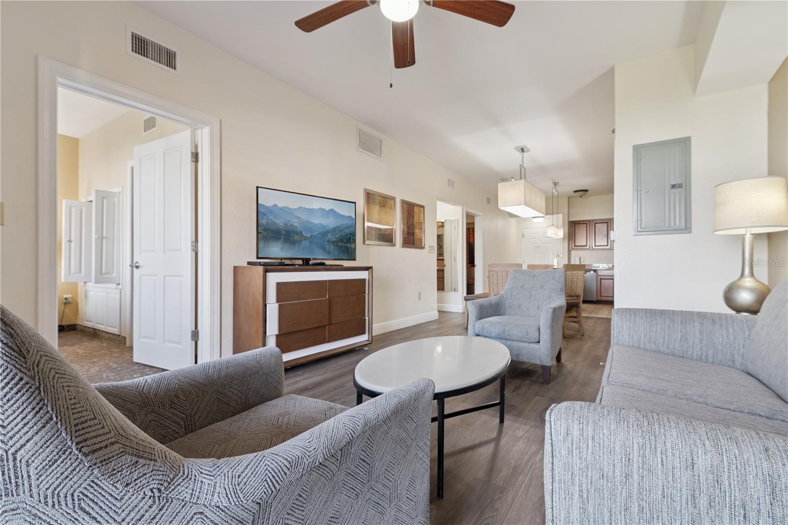 12538 Floridays Resort Unit 602c, Orlando, FL 32821