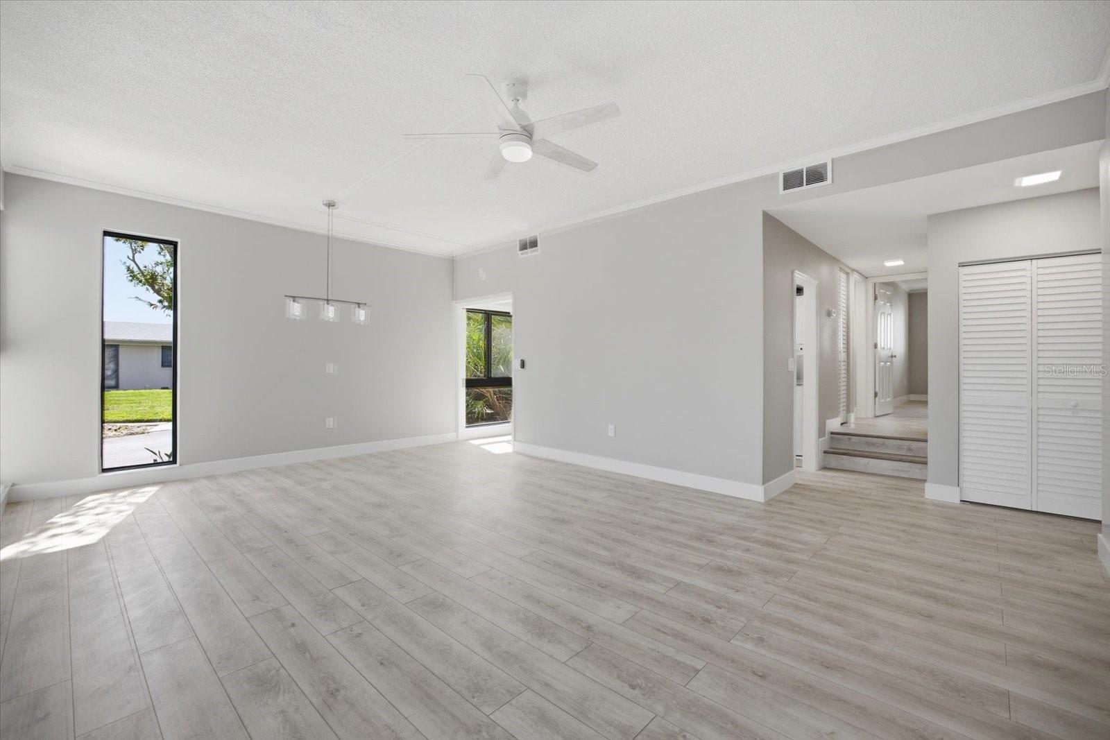 500 Park Unit 106, Venice, FL 34285