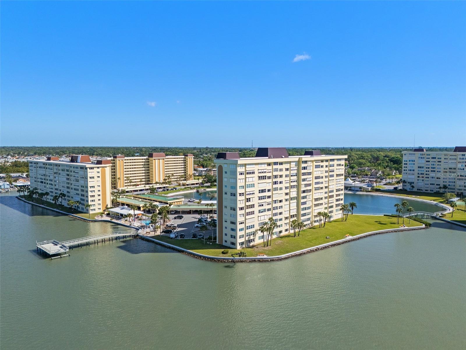 4775 Cove Unit 103, St Petersburg, FL 33708