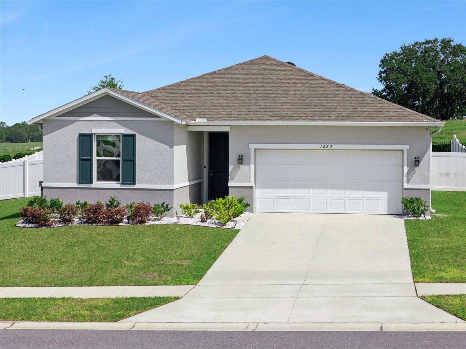 1682 Littleleaf Boxwood, Mascotte, FL 34753