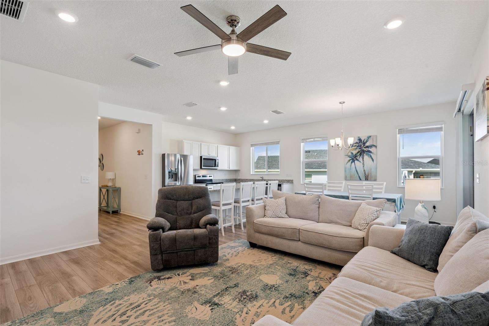 1682 Littleleaf Boxwood, Mascotte, FL 34753