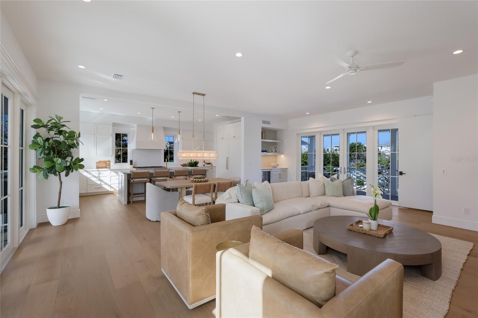 215 Sycamore, Anna Maria, FL 34216